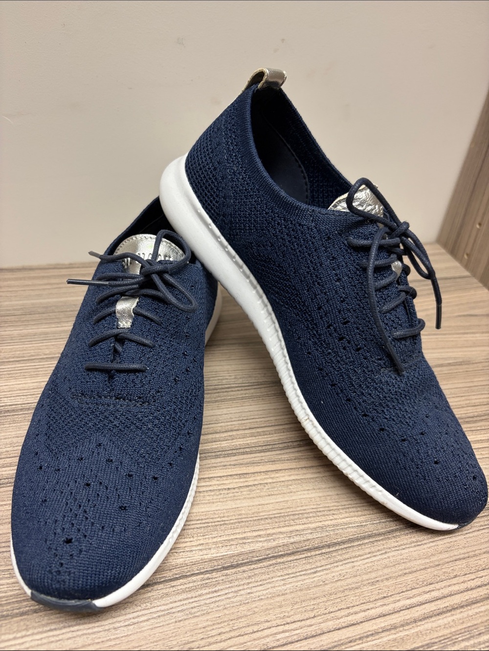 Cole Haan Women's 2.ZEROGRAND Stitchlite Oxford Sneaker Size 9